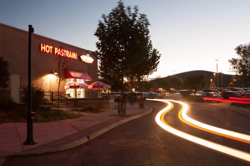 Architectural photography in Arizona by Simon Wickes -- sweeping property exterior at dawn